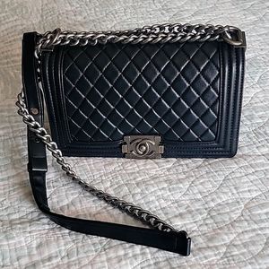 Quilted style black purse